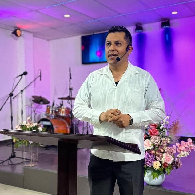 Pastor David Aguirre Mar Pastor David Aguirre Mar
